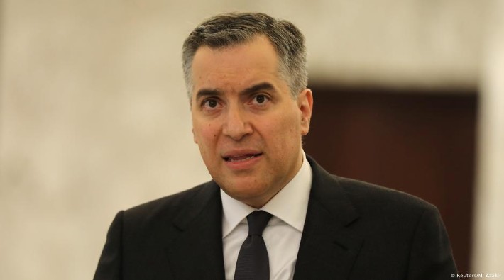 Lübnan’da hükümeti kurma görevi Büyükelçi Edib’te
