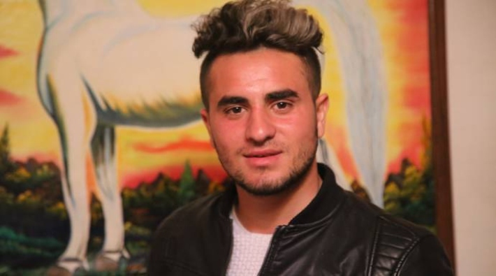 Polis Newroz'dan dönen gence 'Çok eğlendin' diyerek saldırdı