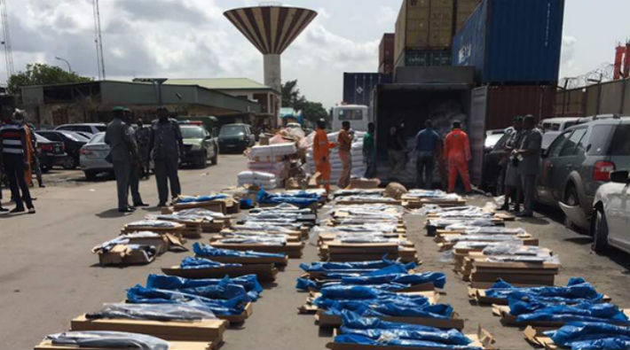 Nijerya, Türkiye'den gelen silah yüklü gemiye el koydu