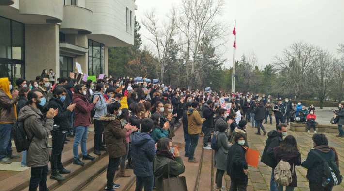 Üniversite öğrencilerinden Boğaziçililere destek: 'Atanmış rektörlere karşı üniversiteler bizimdir'