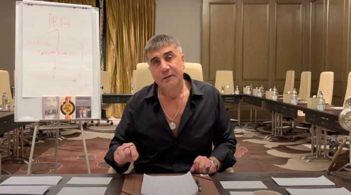 Suç örgütü lideri Sedat Peker'den yeni video: 'Sizin yeni uyuşturucu rotanızı anlatacağım'