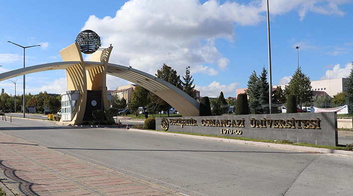 Eskişehir Osmangazi Üniversitesi yerleşkesinde ücretli HGS'ye tepki
