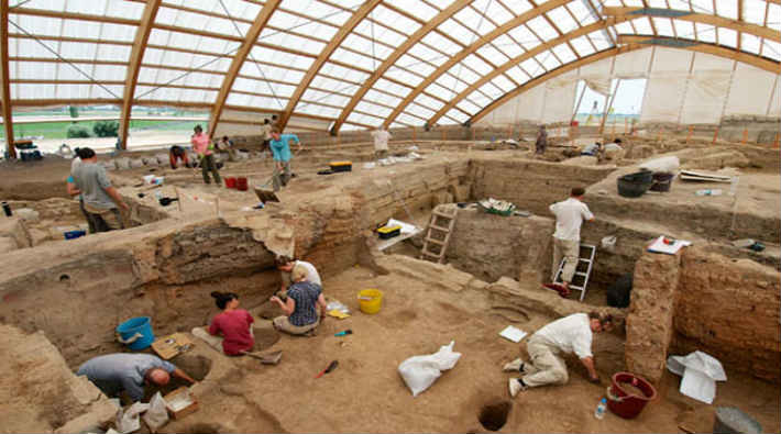 Arkeolojik alanları da yağmaya açtılar: Özel sektöre peşkeş çektiler