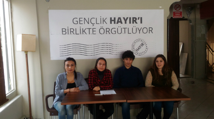 Antalya'da gençlik 'hayır'da birleşti: Hep birlikte 'hayır'ı örgütleyeceğiz!