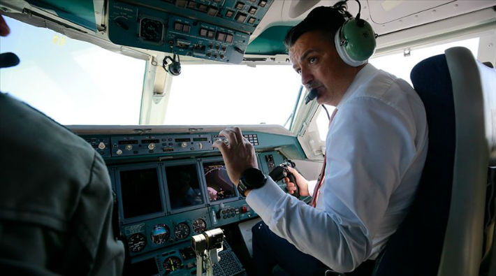 Bakan Pakdemirli Rusya'da yangın söndürme uçağı inceledi: Talimatı Erdoğan vermiş