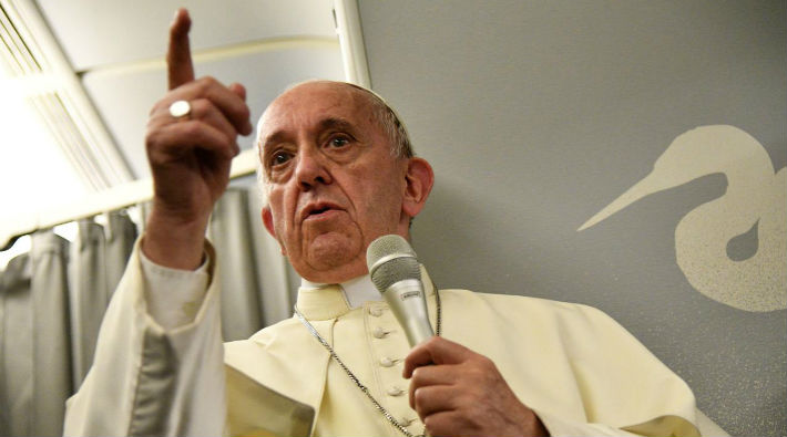 Papa'dan 'şeytan' açıklaması: Adı ve soyadı var
