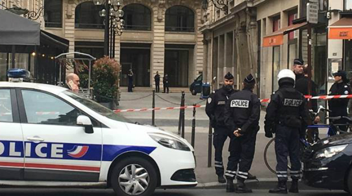 Paris'te güvenlik alarmı: Bomba ihbarı yapıldı