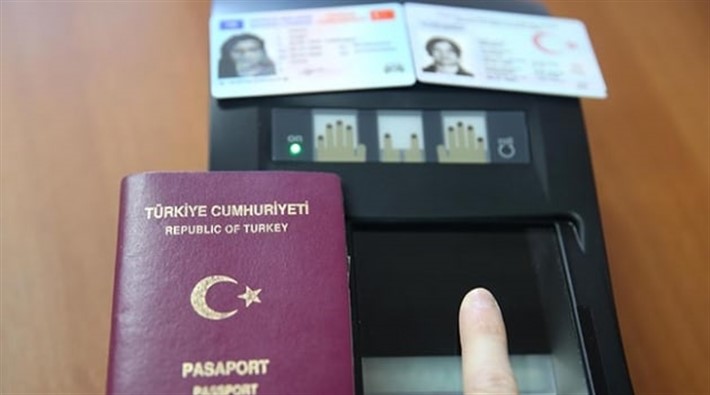 Pasaport ve ehliyette yeni dönem başladı