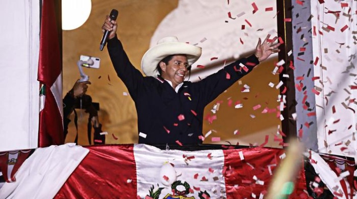 Peru'da Castillo'nun devlet başkanlığını kazandığı resmileşti