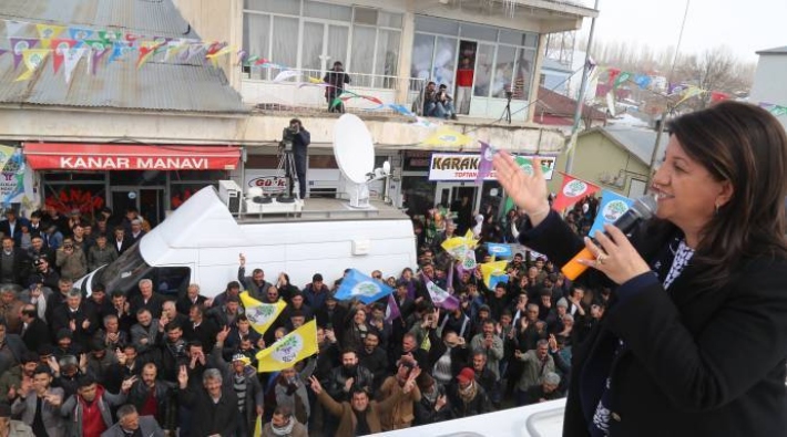 HDP Eş Genel Başkanı Buldan: Anket sonuçlarını gördükçe HDP'ye saldırıyorlar