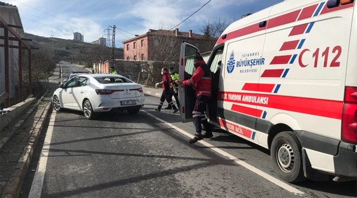 İstanbul'da polisin ateş açtığı araçta bulunan bir kişi hayatını kaybetti