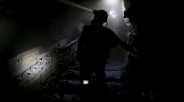 Polonya'da deprem: 17 işçi madende mahsur kaldı