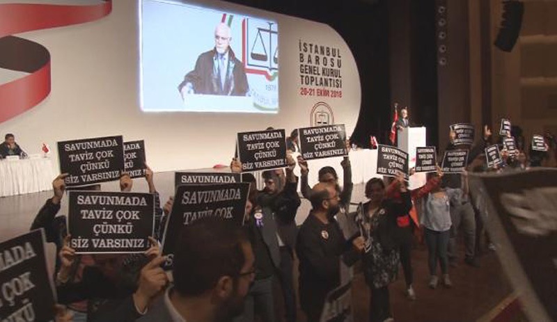 İstanbul Barosu seçimleri protestoyla başladı 