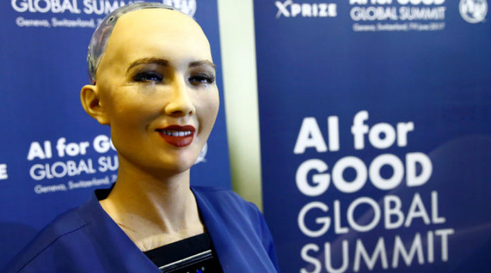 Robot Sophia Suudi Arabistan vatandaşı oldu