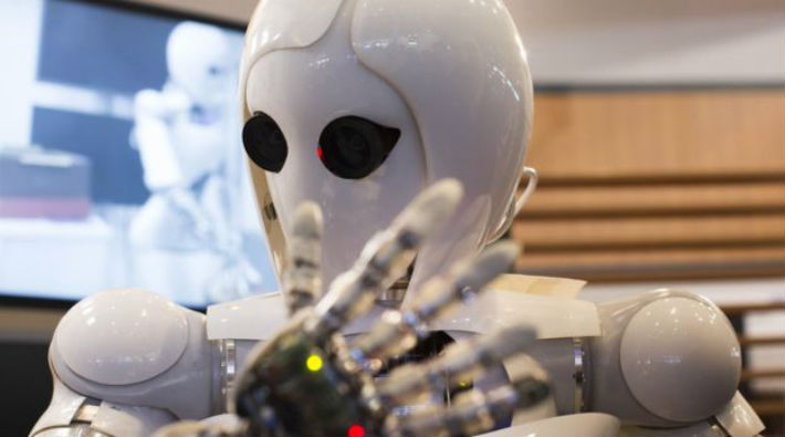 AB robotlara 'elektronik insan kimliği' verebilir