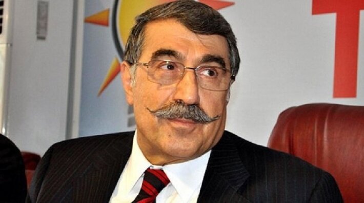 Eski İçişleri Bakanı Abdülkadir Aksu koronavirüse yakalandı