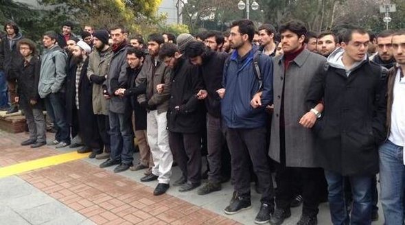 İHH'cıdan Damat Berat'a TKP'li Öğrenciler ve Kolektifler hakkında şikayet