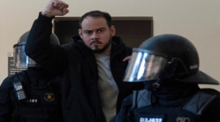 İspanya'da rapçi Hasel'in tutuklanmasına karşı ülke ayakta
