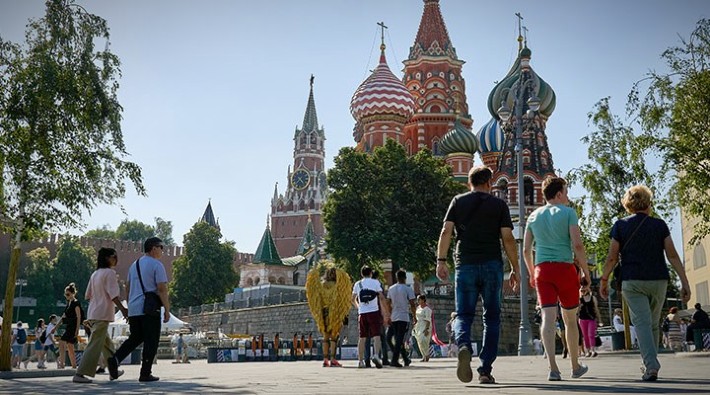 Rusya'da Covid-19 kaynaklı can kayıpları rekor kırdı: 'Günde ortalama 15 bin turist geliyor'