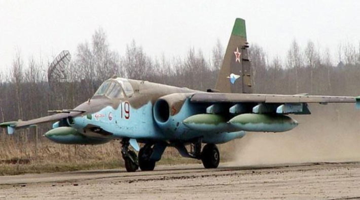 Rusya'da savaş uçağı düştü: 2 pilot kayıp