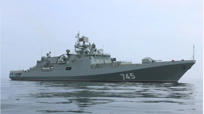 Rusya'nın savaş gemisi Port Sudan'da