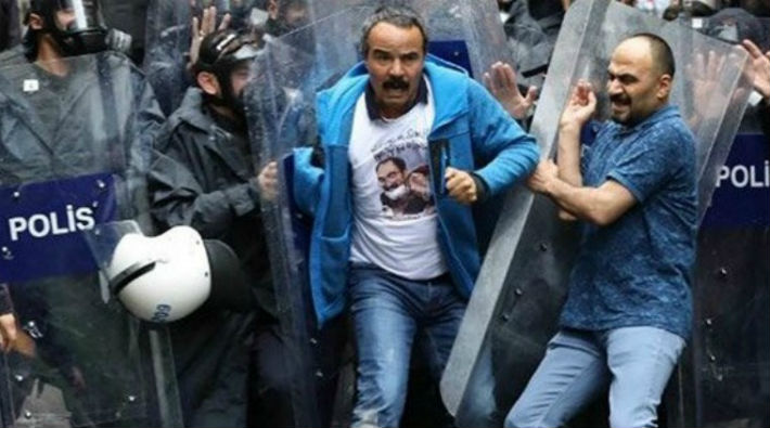İstanbul Sarıgazi'de 'OHAL’de direniş!' paneli