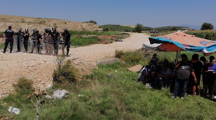 Salihli'de jandarma, verimli ovalarında santral istemeyen köylülere saldırdı
