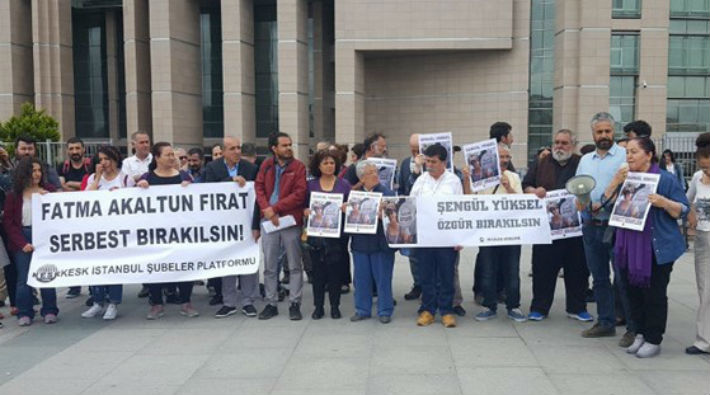 Kadıköy'de 'Savaşa hayır' diyen 11 kişi tahliye edildi