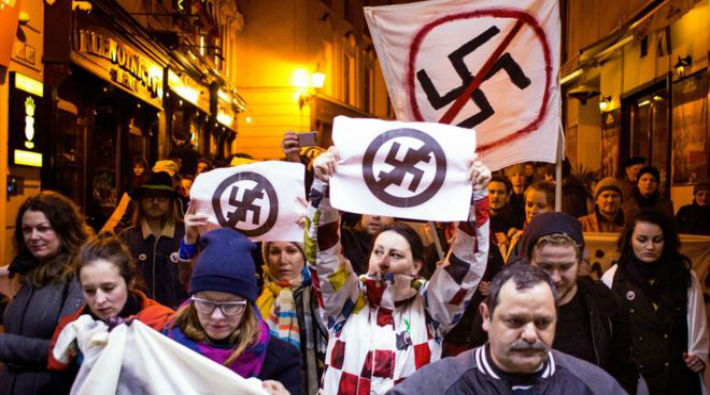 Slovakya'da postacılar ırkçı partinin içeriklerini taşımayacak