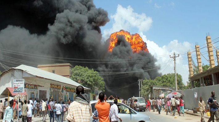 Somali'de bomba yüklü araçla saldırı: 29 ölü, 80 yaralı