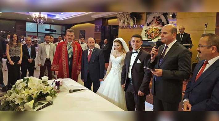 'Soylu, Sedat Peker'in işaret ettiği akrabanın nikâh şahidi çıktı' iddiası