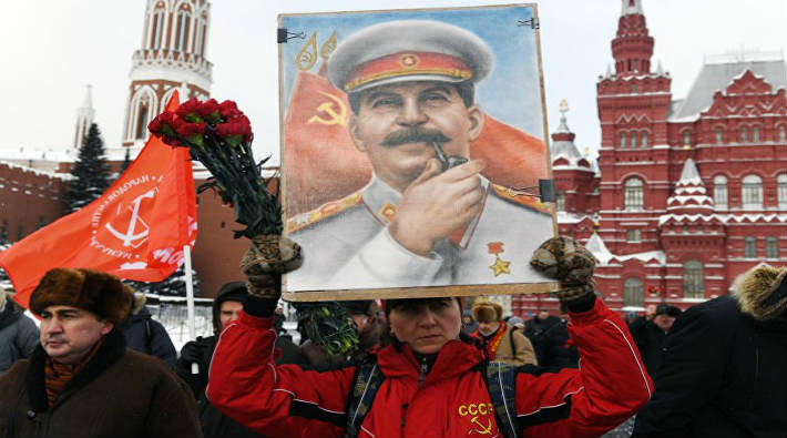 Stalin anıldı