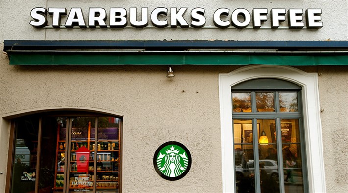 Starbucks 3 bin 300 kişiyi işten çıkarıyor