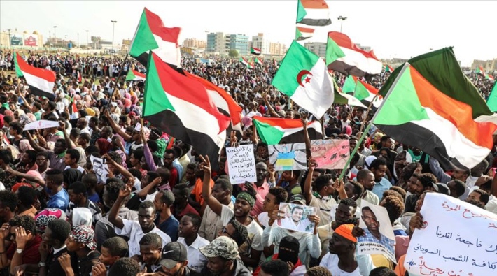 Sudan'da anlaşma sağlandı: Geçici yönetim kurulacak