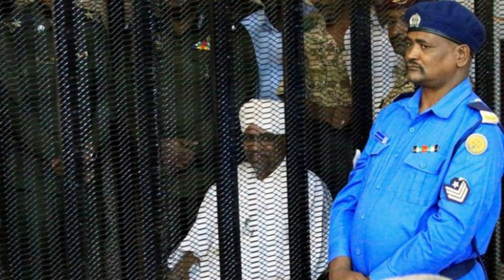 Sudan’ın devrik Cumhurbaşkanı Beşir’e iki yıl hapis cezası
