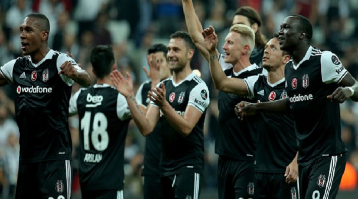 Süper Lig'de 2016-2017 sezonu şampiyonu Beşiktaş