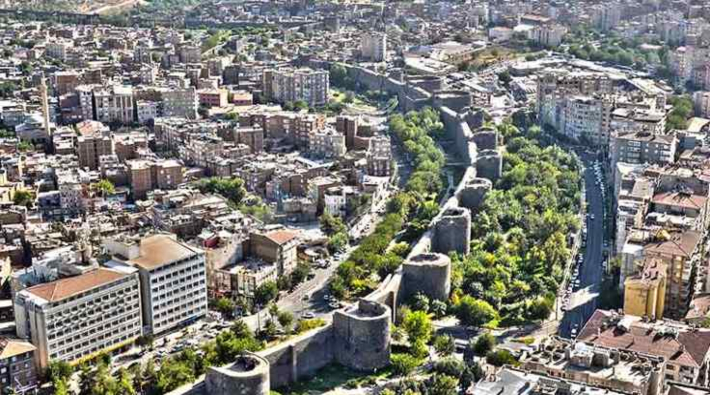 HDP'li Paylan, Diyarbakır'da yapılan 'Millet Bahçesi'nin UNESCO'ya uygun olup olmadığını bakanlığa sordu