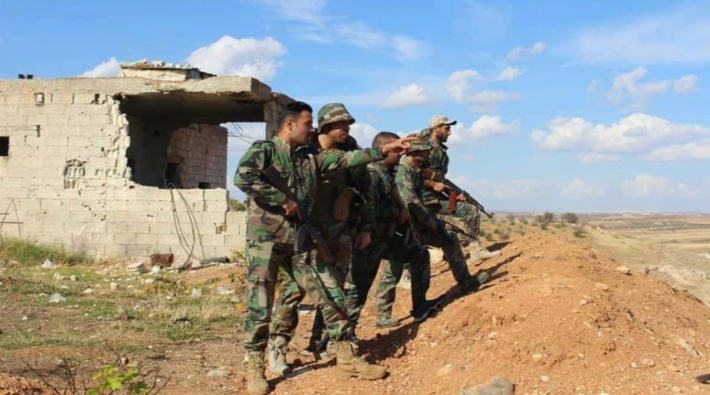 Suriye ordusu Hama'da kaybettiği bölgeleri geri almak için operasyon başlattı