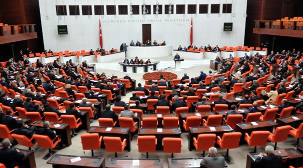 CHP'den 'OHAL' yasası için muhalefet şerhi