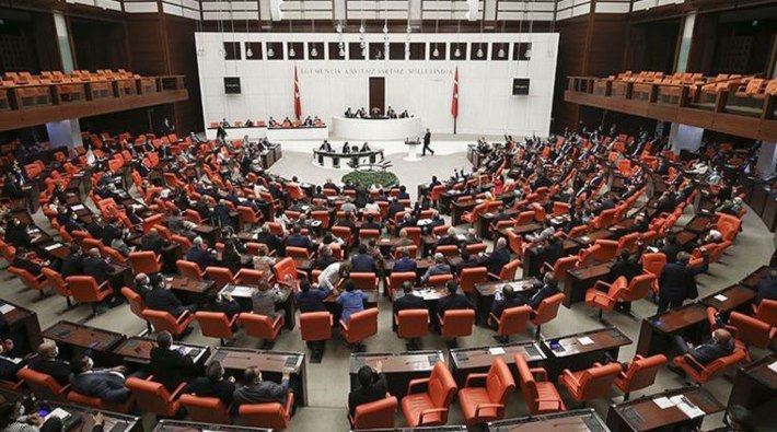 Suriye-Irak tezkeresi AKP, MHP ve İYİ Parti oylarıyla kabul edildi