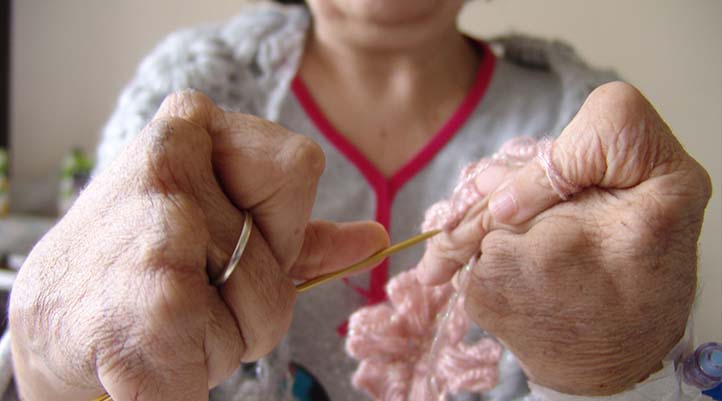 Tekstil tozu hasta ediyor: Romatoid artrit riskini üç kat artırıyor