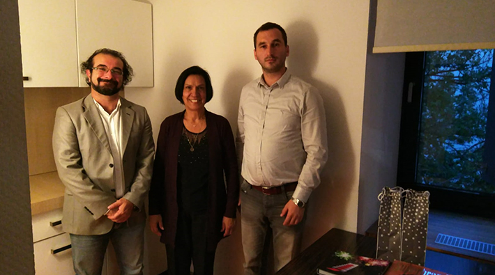 TİP Uluslararası İlişkiler Komitesi üyesi Özgür Dirim Özkan, Küba’nın Budapeşte büyükelçisi Alicia Elvira Corredera Morales ile Saraybosna’da görüştü