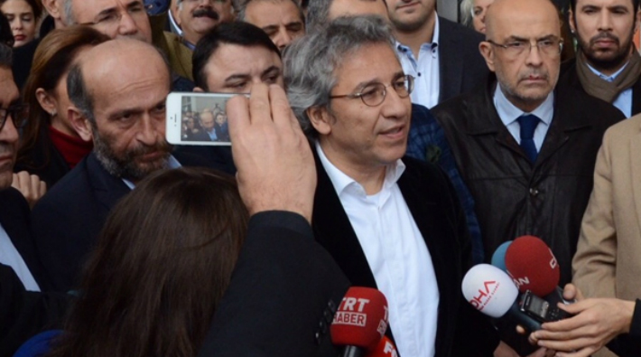 CHP'li Enis Berberoğlu'na müebbet, Erdem Gül ve Can Dündar'a 10'ar yıl hapis istendi!
