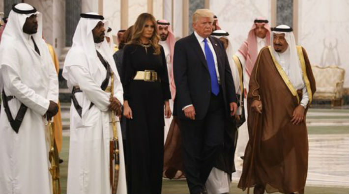Trump ilk yurt dışı seyahatini Suudi Arabistan'a yaptı