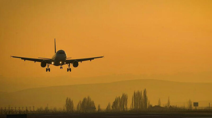 Tüm İran uçuşları iptal edildi: Kargo ve tarifesiz uçaklar dahil