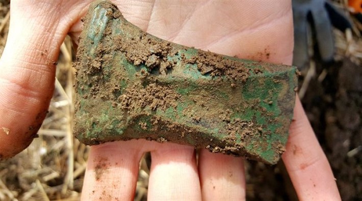 Tunç Çağı’na ait 24 bronz balta başı bulundu