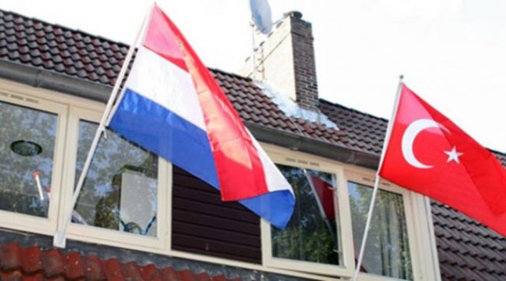 Türk okulları Hollanda'da endişe yarattı