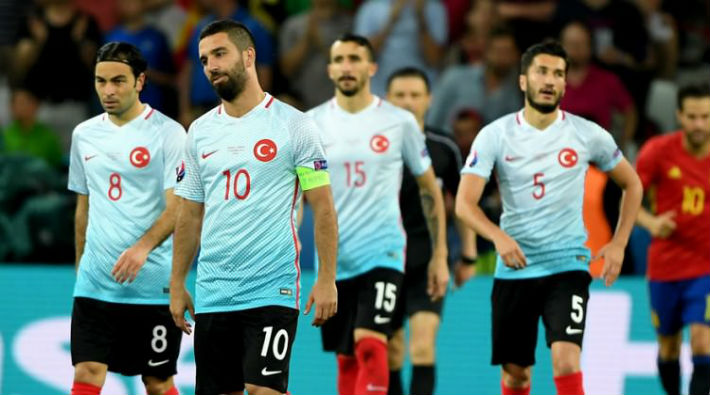 Türkiye, FIFA sıralamasında 6 basamak geriledi