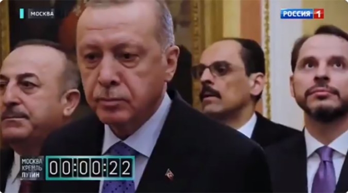 Türkiye heyeti Putin'in kapısında iki dakikadan fazla bekletilmiş