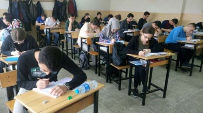 'Türkiye'deki 15 yaş grubu öğrencileri OECD ortalamasının gerisinde kaldı'